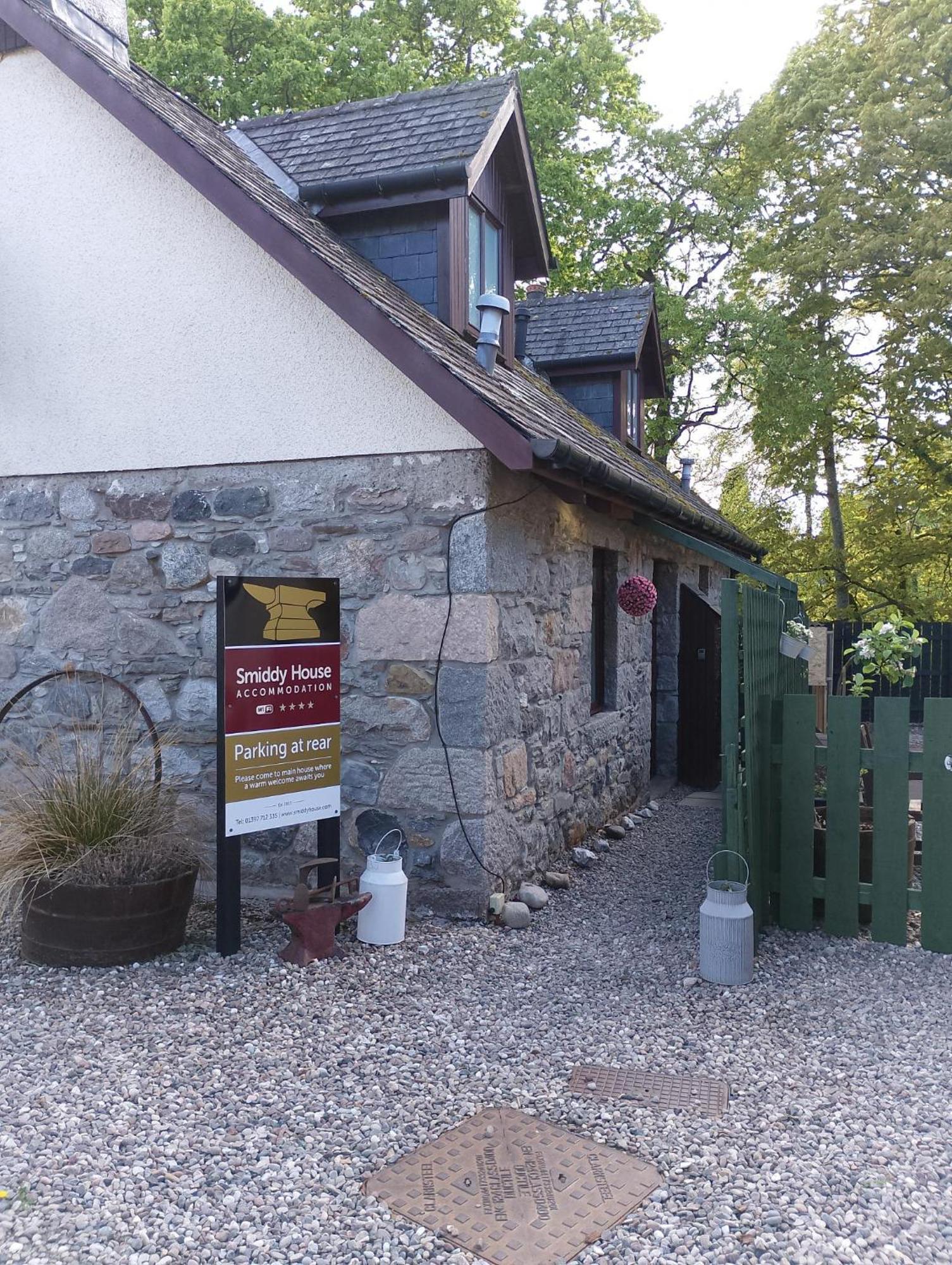 Smiddy House Bed & Breakfast Spean Bridge Eksteriør bilde
